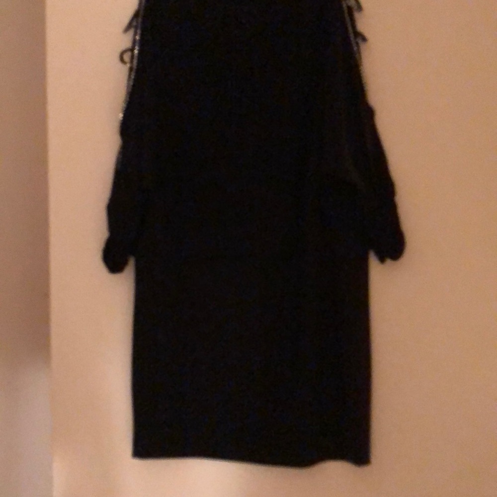 Dress - Picture 2 of 4
